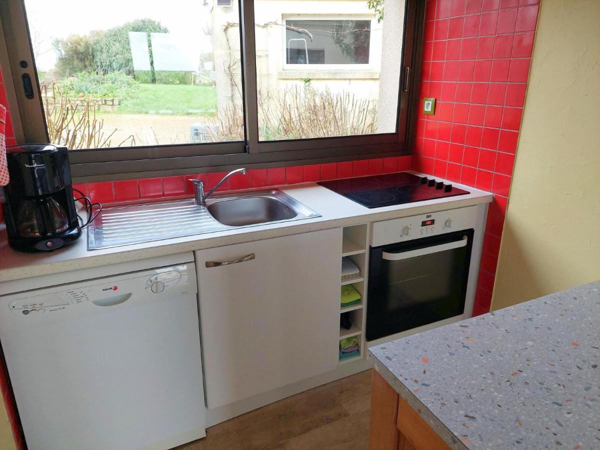 Bright Cottage In A Quiet Location, Near The Coast, Sibiril Esterno foto